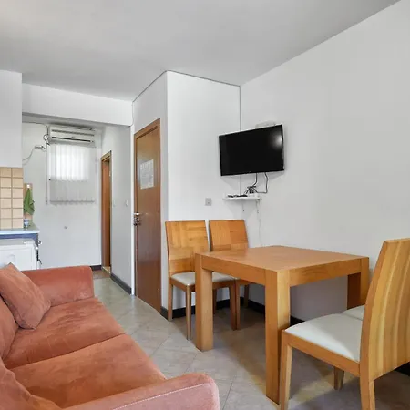 Holiday home Charming 2bd In Sozopol Burgas